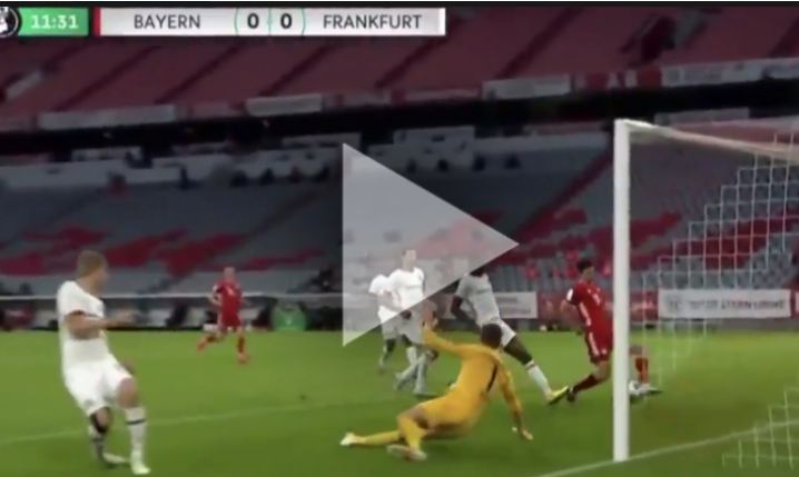 W tej sytuacji Lewandowski NIE STRZELIŁ gola! [VIDEO]
